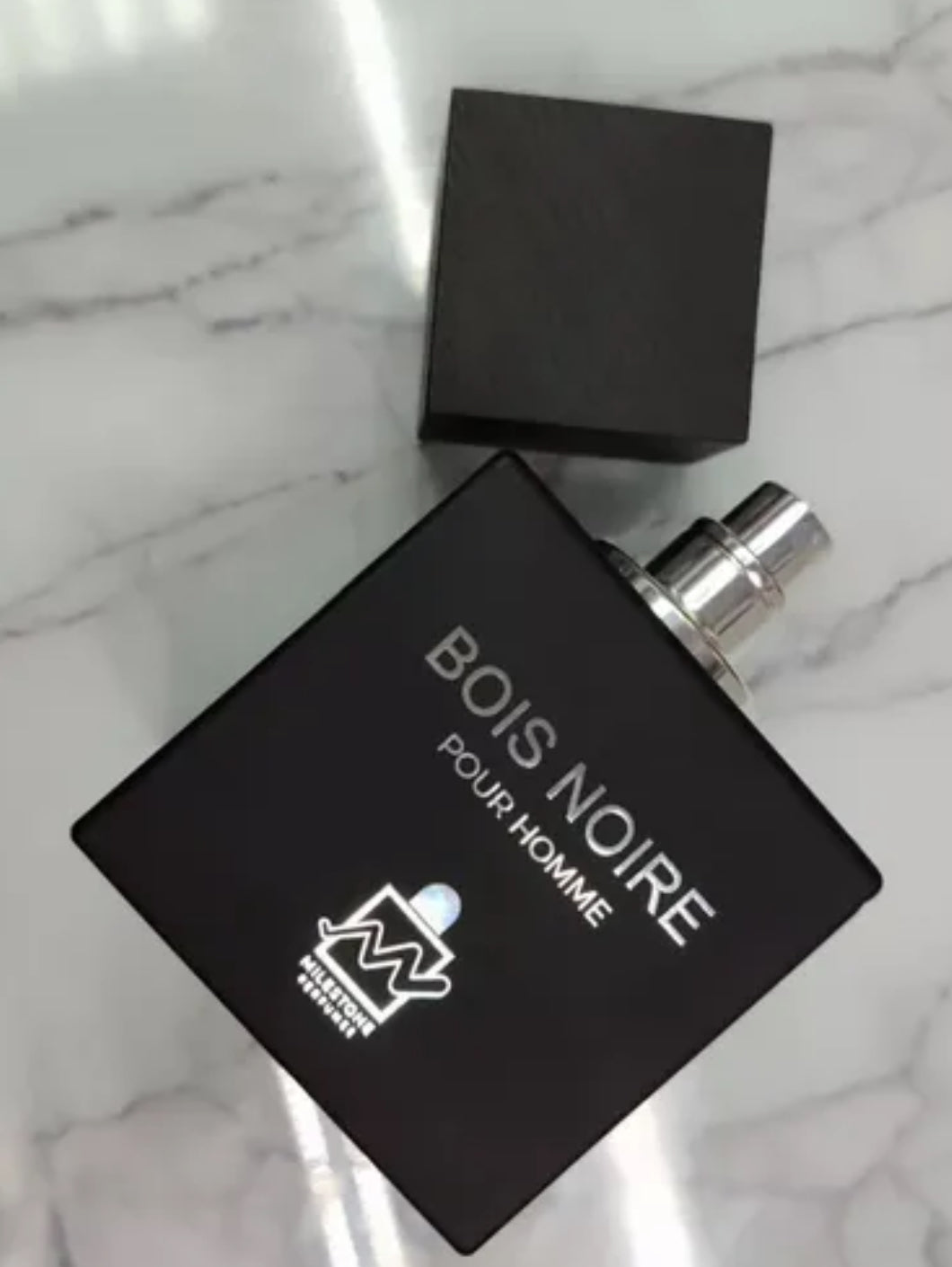Bois Noire de Milestone Perfumes