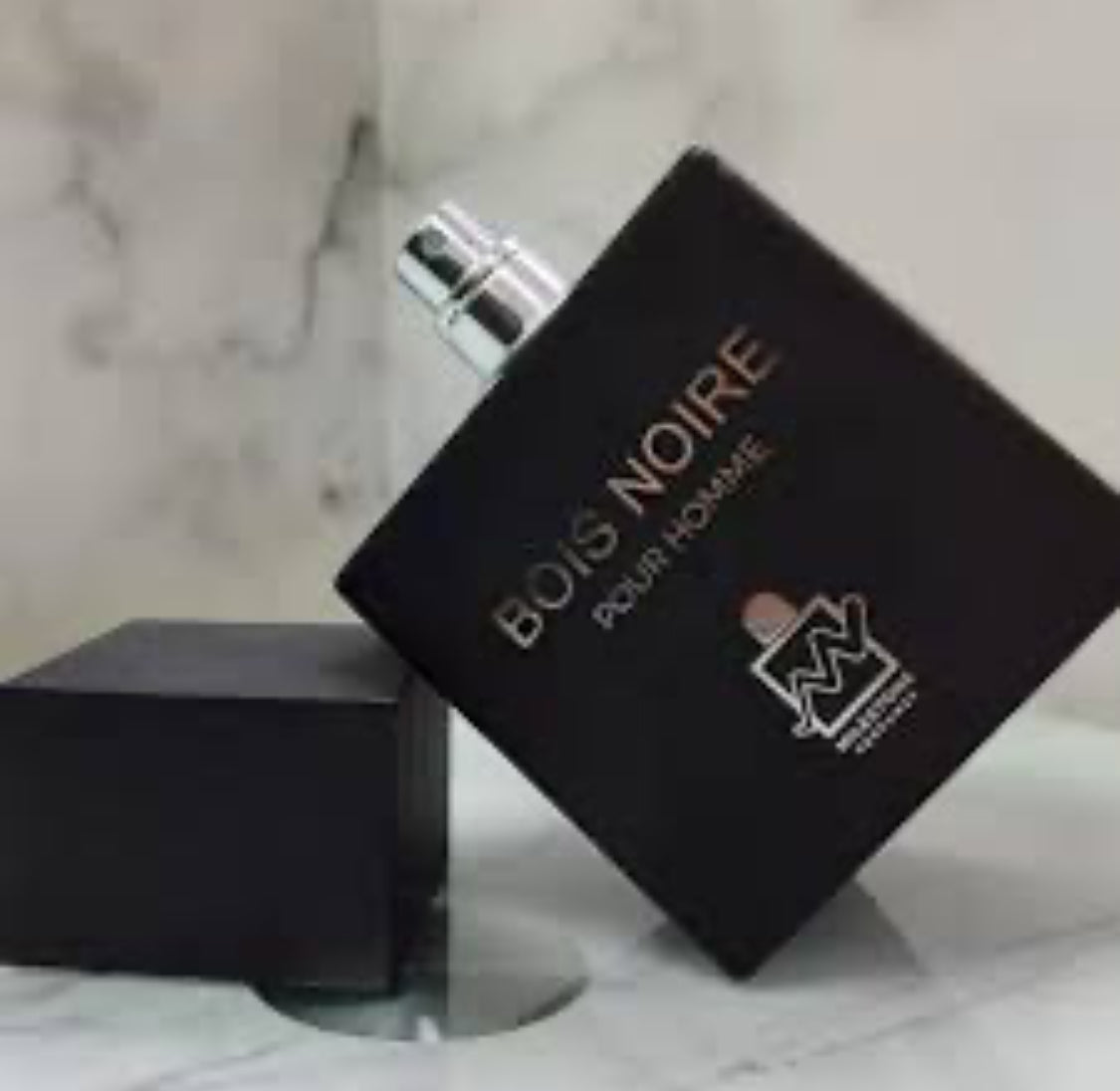 Bois Noire de Milestone Perfumes